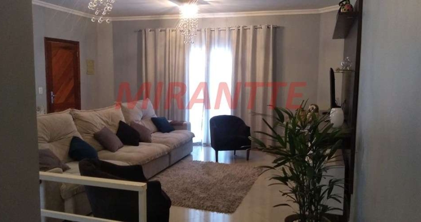 Sobrado de 330m² com 5 quartos em Vila Santos