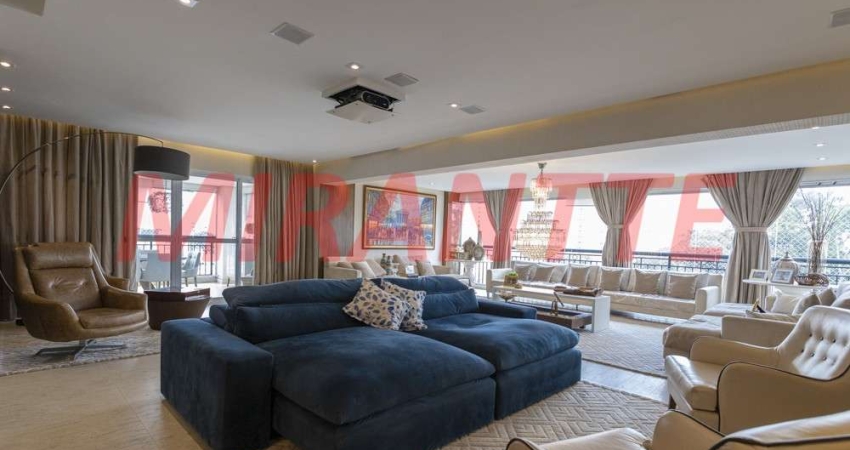 Apartamento de 264m² com 3 quartos em Santa Terezinha