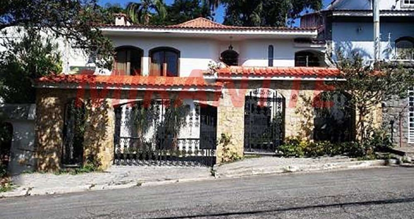 Casa terrea de 303m² com 4 quartos em Horto Florestal