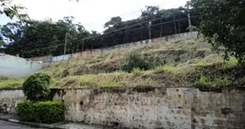 Terreno à venda na Rua Maria Lopes, Vila Rosa, São Paulo