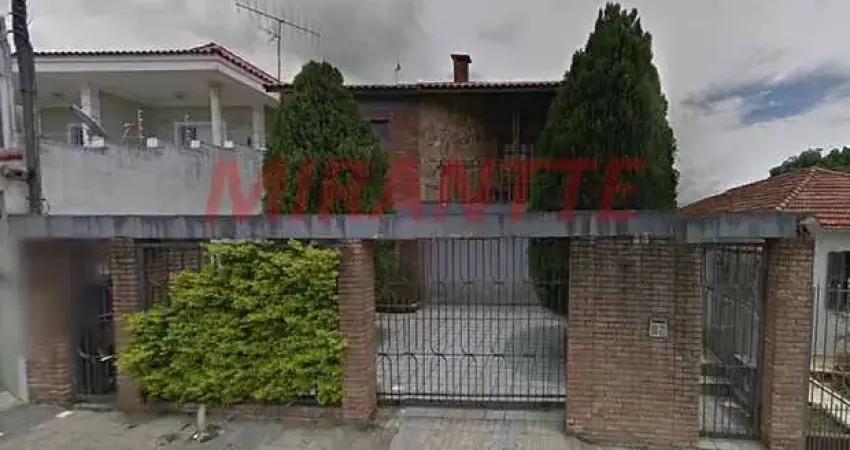 Sobrado de 324m² com 4 quartos em Jaçana