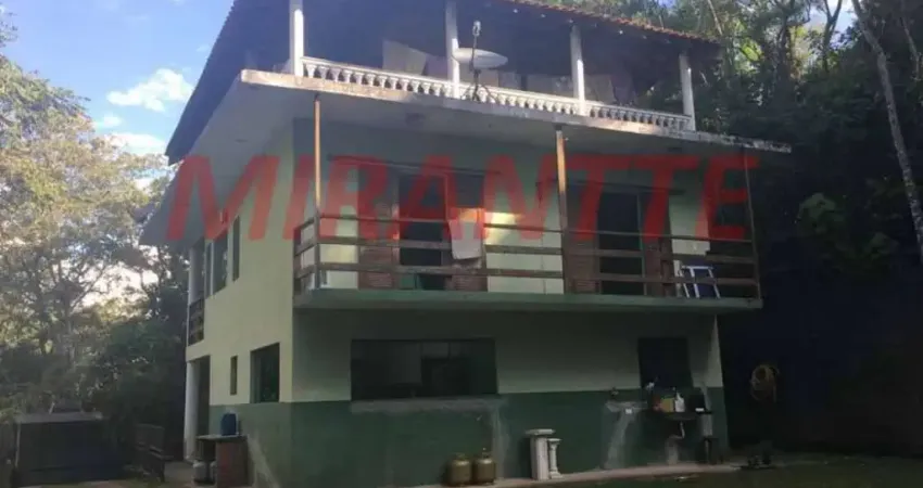 Sobrado de 320m² com 3 quartos em Centro - Mairiporã