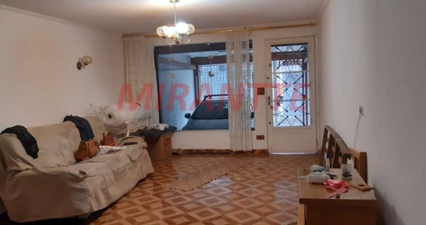 Sobrado de 149m² com 2 quartos em Água Fria