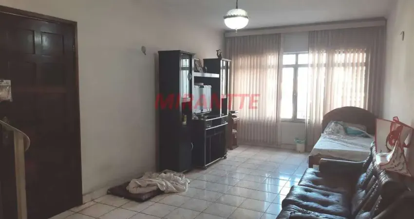 Sobrado de 172m² com 3 quartos em Vila Gustavo