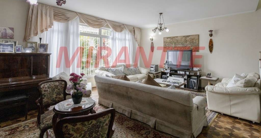 Sobrado de 276m² com 3 quartos em Jardim Virginia Bianca