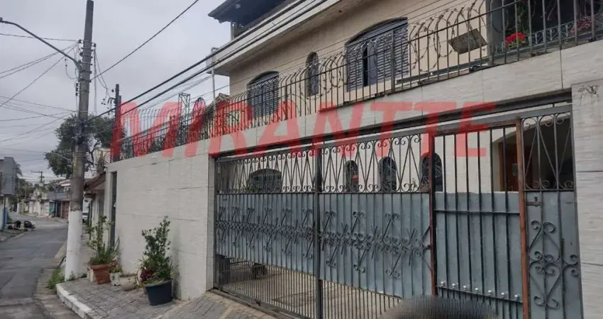 Sobrado de 180m² com 3 quartos em Vila Mazzei