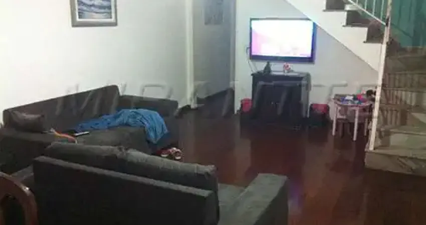 Sobrado de 200m² com 3 quartos em Jardim Virginia Bianca