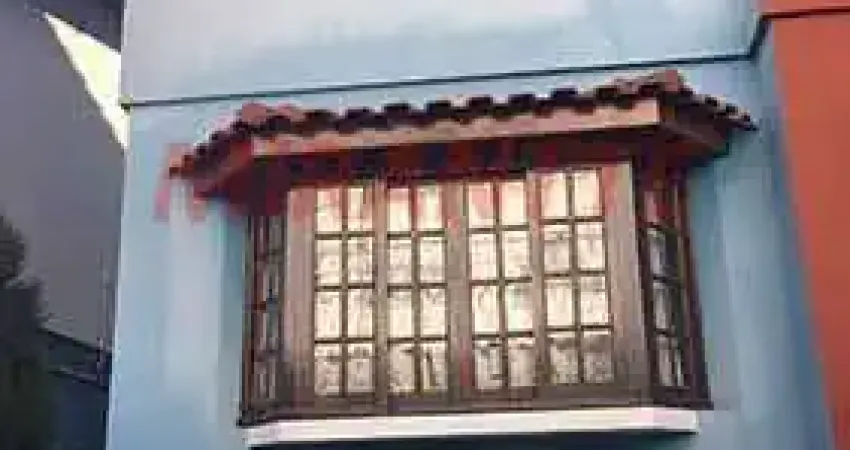 Sobrado de 250m² com 3 quartos em Jardim Virginia Bianca
