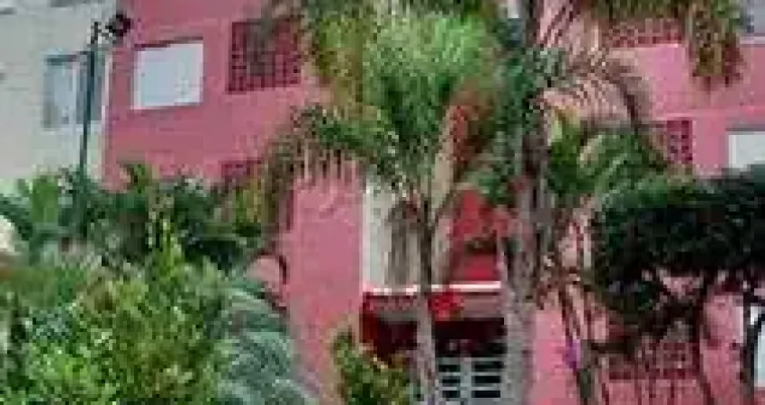 Apartamento de 70m² com 2 quartos em Barro Branco