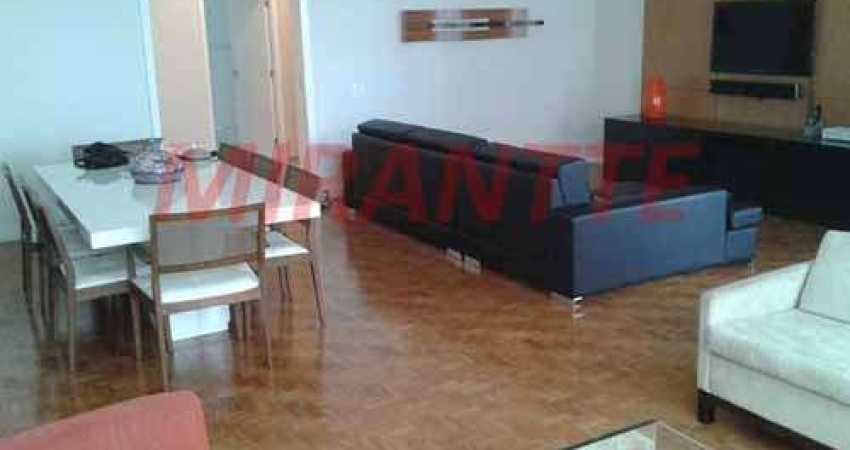 Apartamento de 250m² com 3 quartos em Cerqueira César