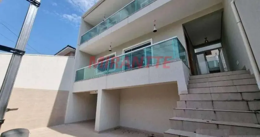Sobrado de 185m² com 4 quartos em Tremembe