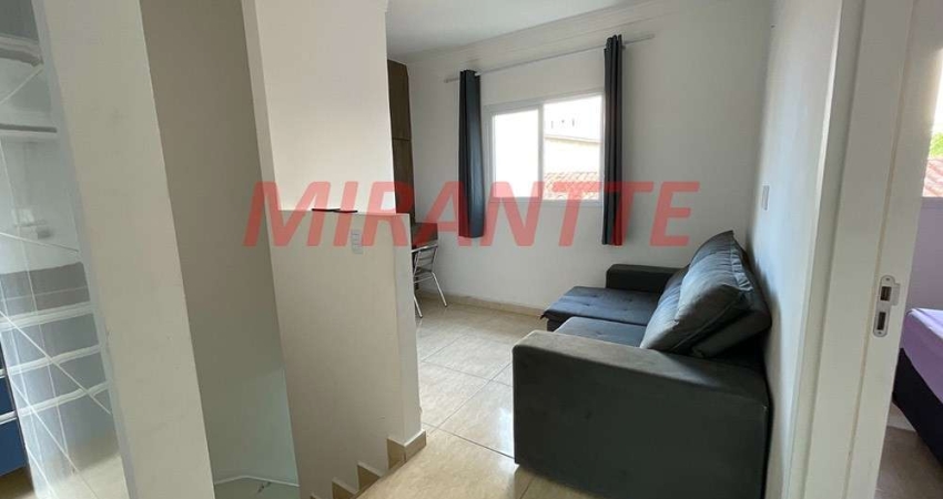 Cond. fechado de 45m² com 2 quartos em AVIA