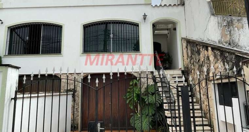 Sobrado de 200m² com 3 quartos em Jardim São Paulo