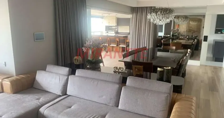 Apartamento de 250m² com 3 quartos em Santana