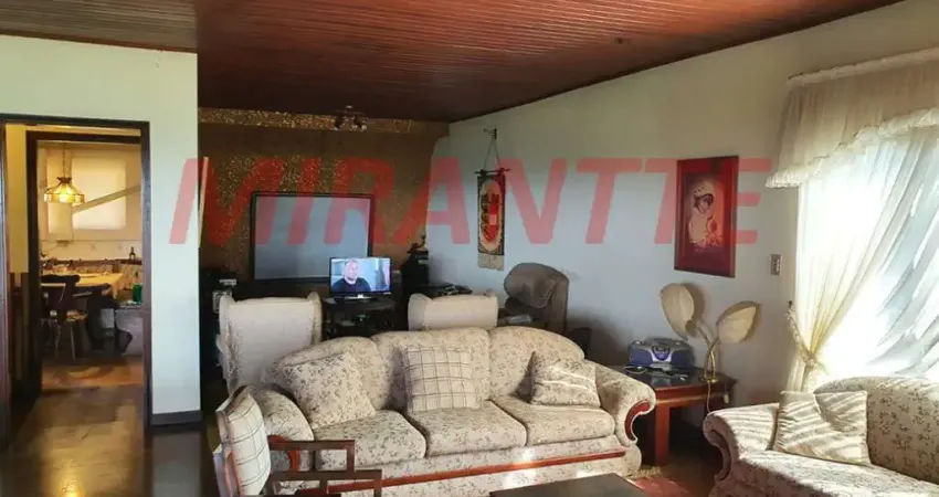 Sobrado de 886m² com 6 quartos em Serra da Cantareira