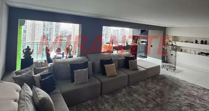 Apartamento de 157m² com 3 quartos em Centro