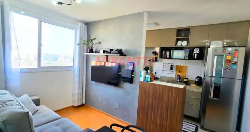 Apartamento de 49m² com 2 quartos em Jardim Iris