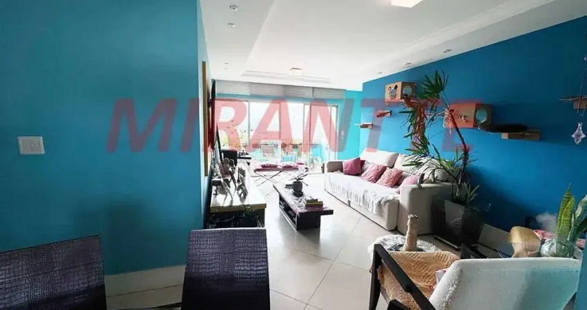 Apartamento de 158m² com 3 quartos em Água Fria
