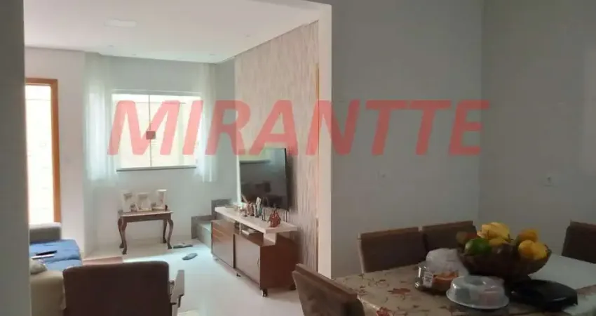 Cond. fechado de 65m² com 2 quartos em Vila Aurora (Zona Norte)