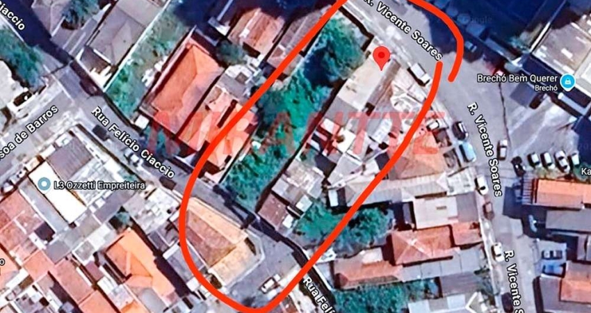 Terreno de 152m² em Santana