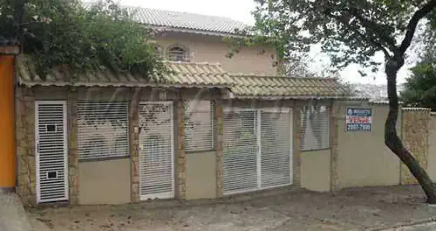 Sobrado com 4 quartos em Jardim Guapíra