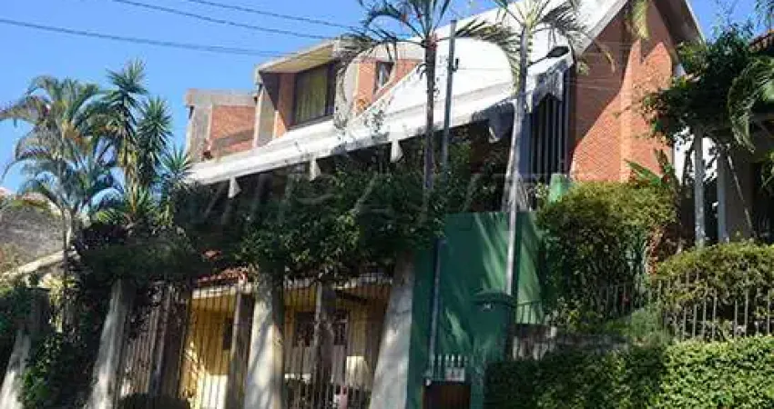Sobrado de 264m² com 4 quartos em Palmas Do Tremembé