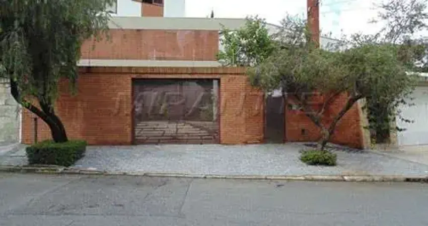Sobrado de 310m² com 4 quartos em Jardim França