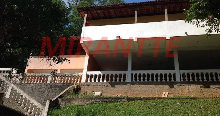 Casa terrea de 500m² com 3 quartos em Serra da Cantareira
