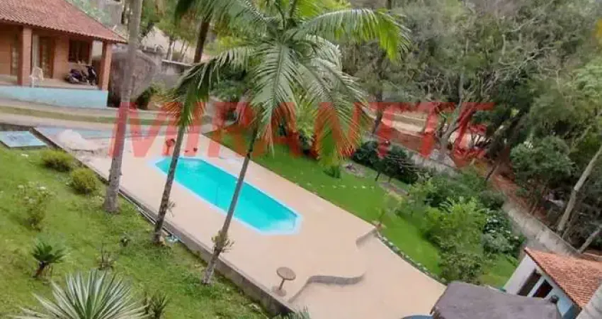 Chácara de 20000m² com 10 quartos em Centro - Mairiporã