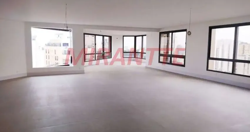 Apartamento de 354m² com 4 quartos em Santa Terezinha