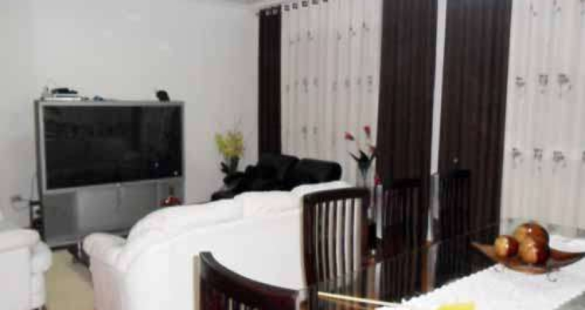 Sobrado de 265m² com 3 quartos em Tremembe