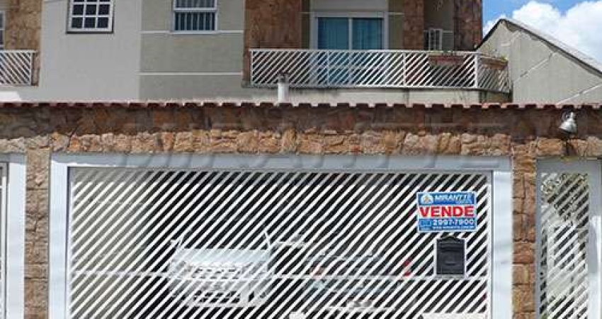 Sobrado de 170m² com 3 quartos em Jardim Claudia