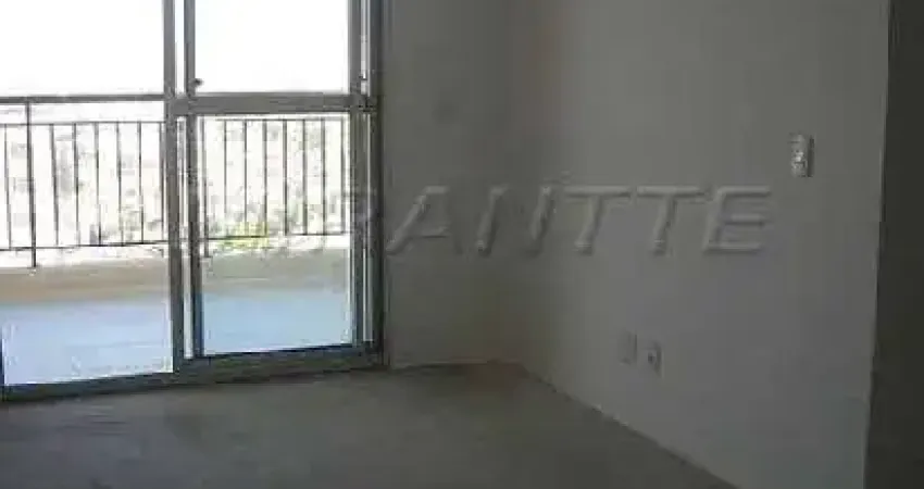 Apartamento de 76m² com 3 quartos em Jardim Carombe