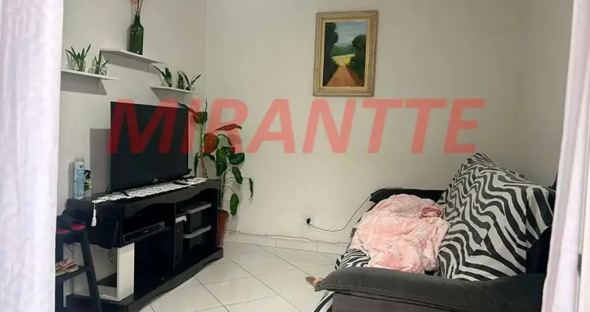 Casa terrea de 60m² com 3 quartos em Vila Nivi