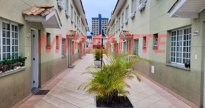 Cond. fechado de 160m² com 3 quartos em Vila Ester (Zona Norte)