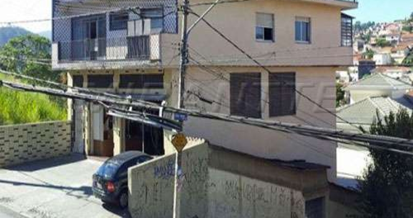 Comercial de 494m² em Tremembe