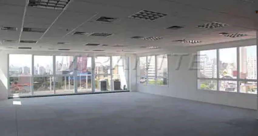 Comercial de 464m² em Pinheiros