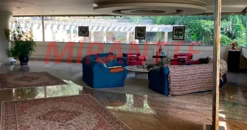 Sobrado de 2000m² com 3 quartos em Serra Da Cantareira