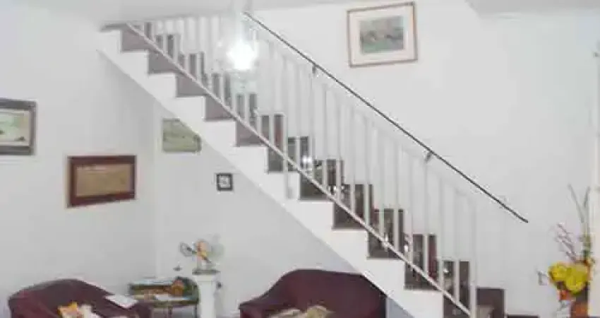 Sobrado de 330m² com 4 quartos em Limão
