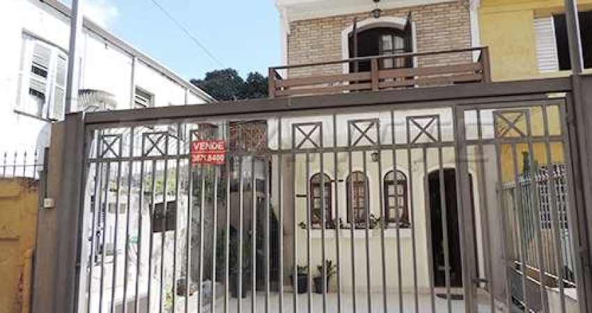 Sobrado de 220m² com 4 quartos em Santana