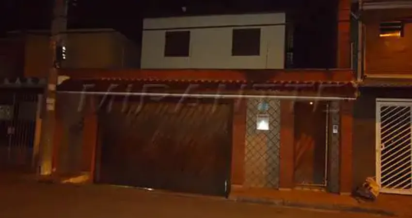 Sobrado de 335m² com 4 quartos em Santa Terezinha