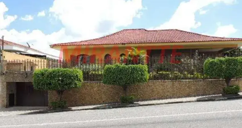 Sobrado de 565m² com 6 quartos em Parque Novo Mundo