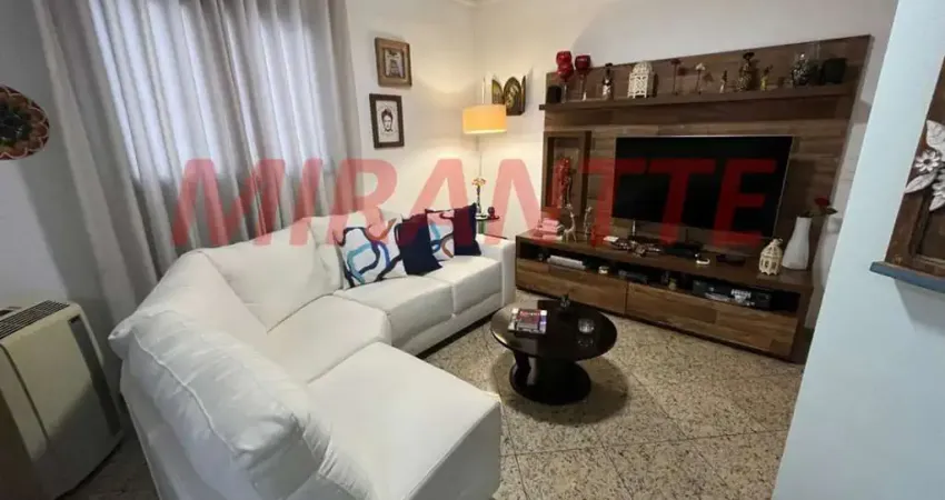 Apartamento de 118m² com 3 quartos em Água Fria