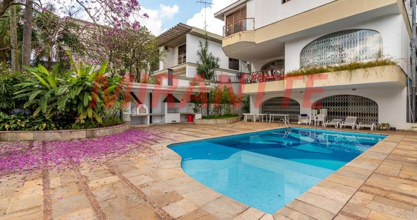 Sobrado de 607m² com 4 quartos em Cidade Jardim