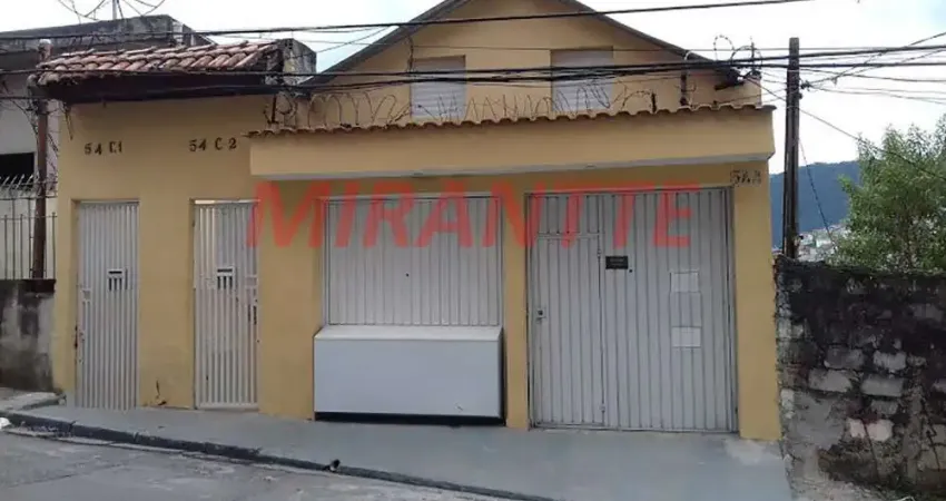 Sobrado de 202m² com 4 quartos em Jardim Carombe