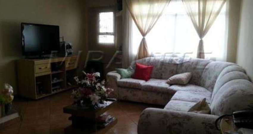 Sobrado de 190m² com 4 quartos em Vila Nova Granada
