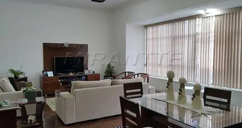 Sobrado de 181m² com 4 quartos em Vila Romana