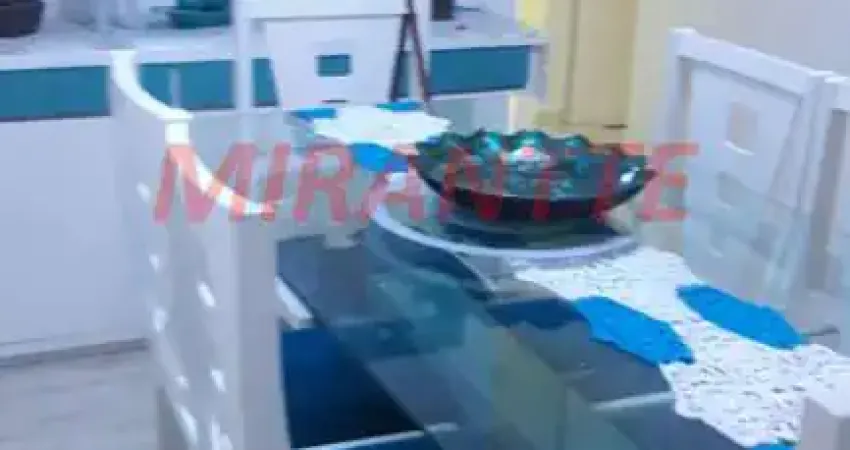 Apartamento de 65m² com 3 quartos em Vila Dionisia