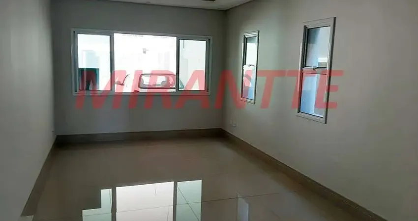 Sobrado de 240m² com 3 quartos em Parque Sao Domingos