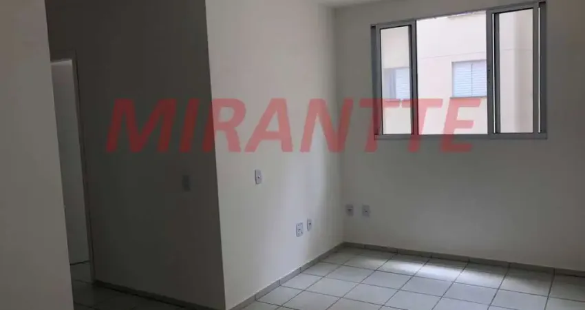 Apartamento de 46m² com 2 quartos em Parque Sao Lourenco